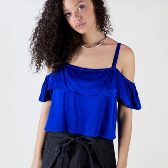 LACAUSA Tops - lacausa Drop Sleeve Cold Shoulder Ruffle Satin Tank Top